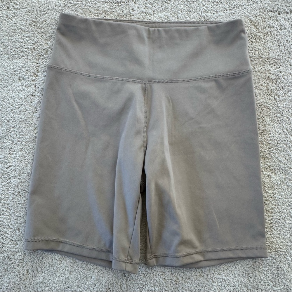 Women's Taupe High-Waisted Biker Shorts